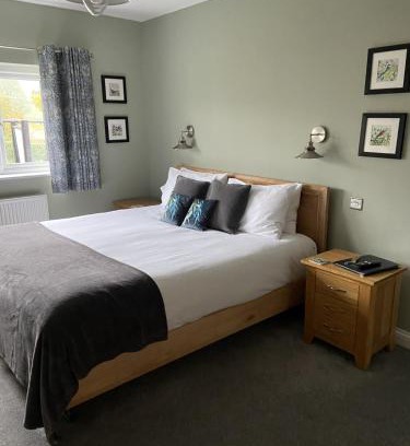 Hereford Casa | Marshpools Bed & Breakfast - Licensed near Weobley village