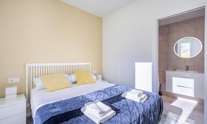 La Petxina Apartamento | Marvellous Apt with a Large Private Terrace