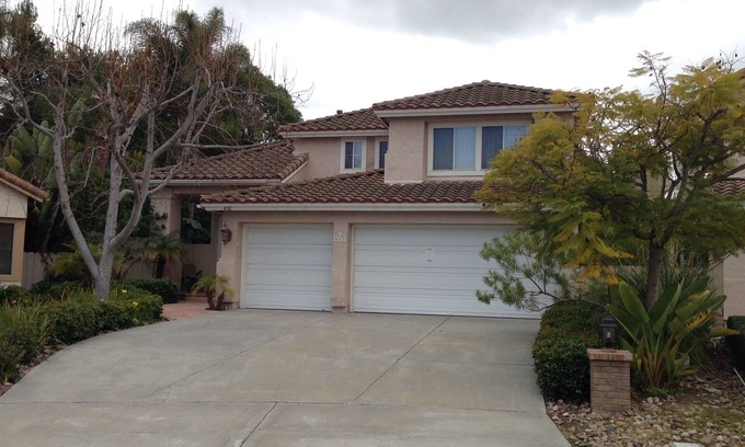 Guajome Casa | Marvelous 3 bedroom house with AC in Oceanside on a cul de sac.