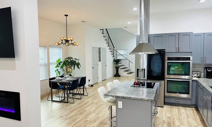 Peoplestown Casa | Marvelous 4-bedroom bungalow Near Downtown Atlanta