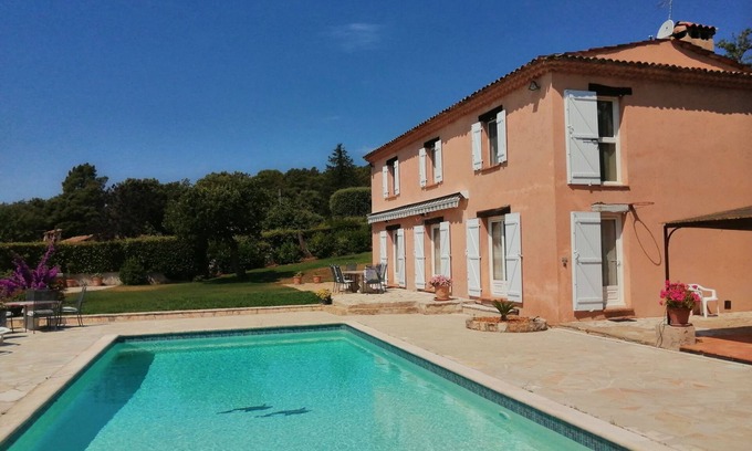 Montauroux Casa | Marvelous 4-bedroom house with WiFi in Montauroux