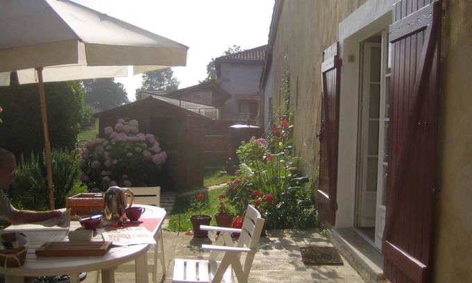 Laurede Casa | Marvelous house with WiFi in Laurède