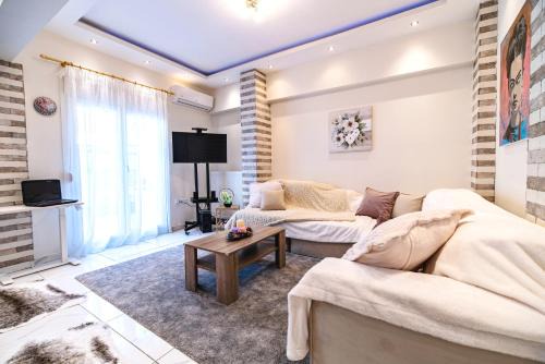 Thessaloniki Apartamento | Mary's Downtown Home - a stroll away from the White Tower