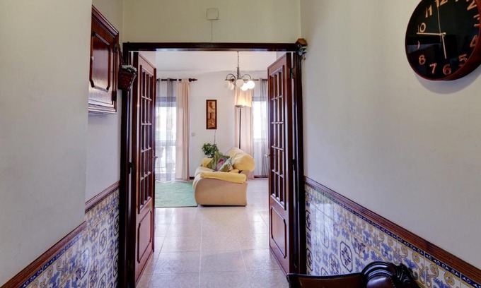Carnaxide Apartamento | Mary's House II