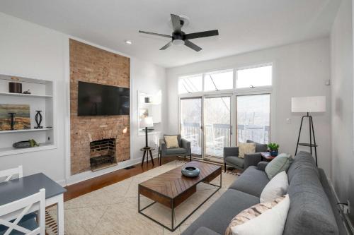 East Price Hill Casa | Marylands Incline By Blackhouse Chic 2 Bdr