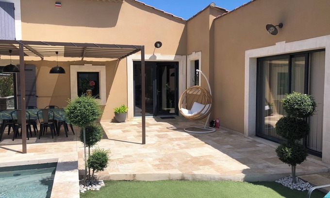 Paluds de Noves Otro | Vrbo Property
