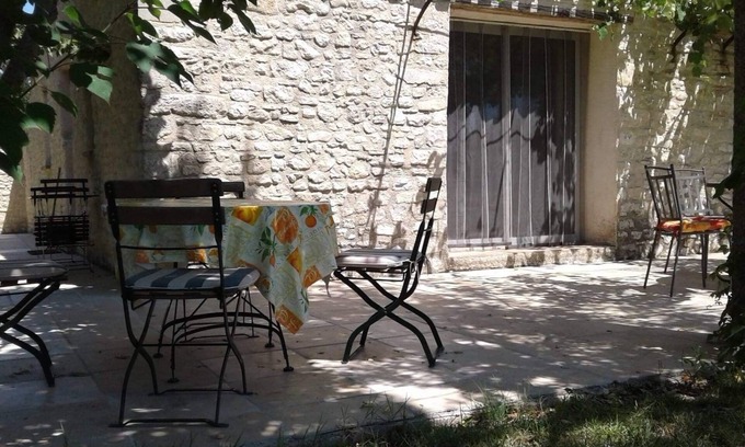 Saint-Michel-l'Observatoire Casa | Provencal farmhouse with swimming pool in the countryside at St Michel the observatory