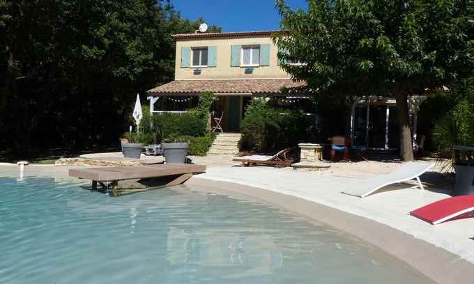 Fontareches Casa | Cortijo de 140m2 para 8 personas, piscina tipo laguna, 2500m2 de terreno arbolado, wifi