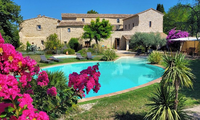 Saint-Laurent-des-Arbres Otro | MAS-Provence, piscina muy grande cerca de Aviñón durante 15 a 23 personas