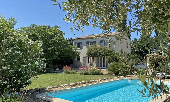 Maillane Otro | Mas Provençal - <15min Avignon TGV - à Proximité de Saint-rémy-de-provence