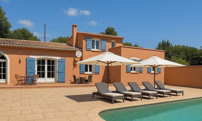 Chateaudouble Otro | Mas Provençal 3 Chambres, Piscine, Jardin Clos