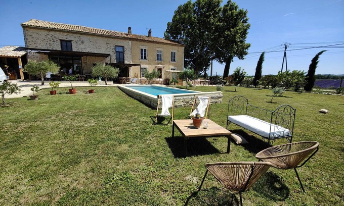 Lamotte-du-Rhone Otro | Mas Provençal Avec Piscine 8p + 1 Bébé