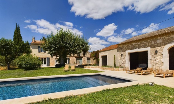 Fontvieille Otro | Mas Sainte Croix - Authentic renovated farmhouse in Provence with swimming pool