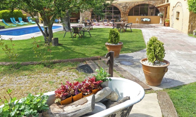 Castello d'Empuries Cama Y Desayuno | Masia Ca La Caputxeta & Golf