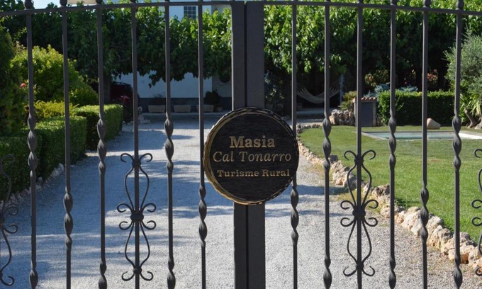 San Martin Sarroca Casa | Masia Cal Tonarro