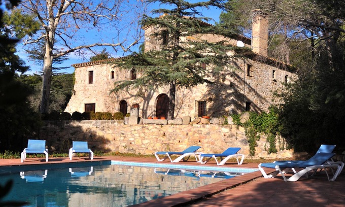 Santa Cristina de Aro Cabaña | Masia del Siglo XV en la Costa Brava