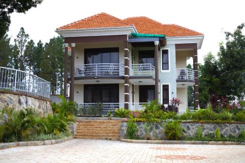 Bujenje Casa | Masindi Serenity Residency