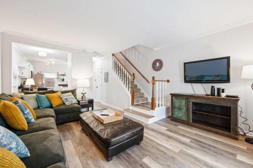 Lockerbie Square Apartamento | Mass Ave Gem and steps away from Yoga Studio
