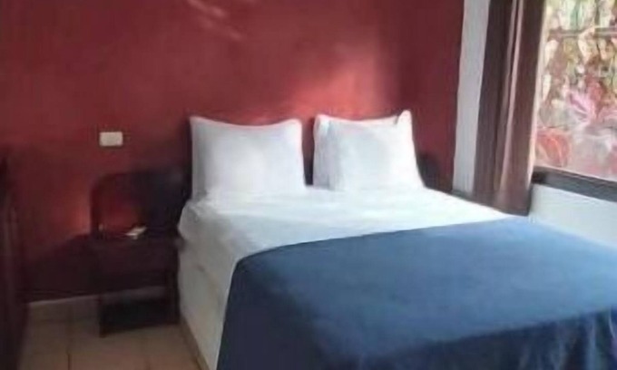Santa Cruz Casa | massai Apartments #7 sleeps 4