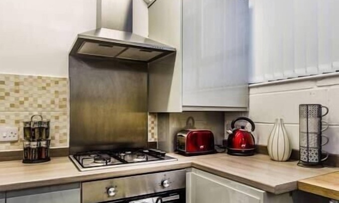 Hackney Wick Apartamento | MASSIVE 3000SQ FT WAREHOUSE FLAT Amazing Apartment with Recreational Activit...
