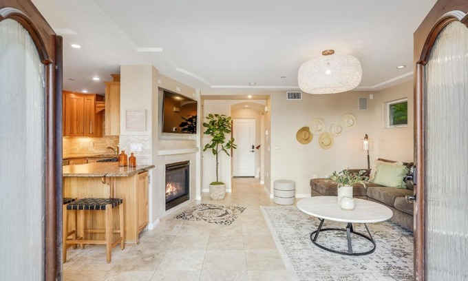 South Mission Beach Casa | Massive Dream Beach Home - Dog Friendly, AC, Steps2Sand