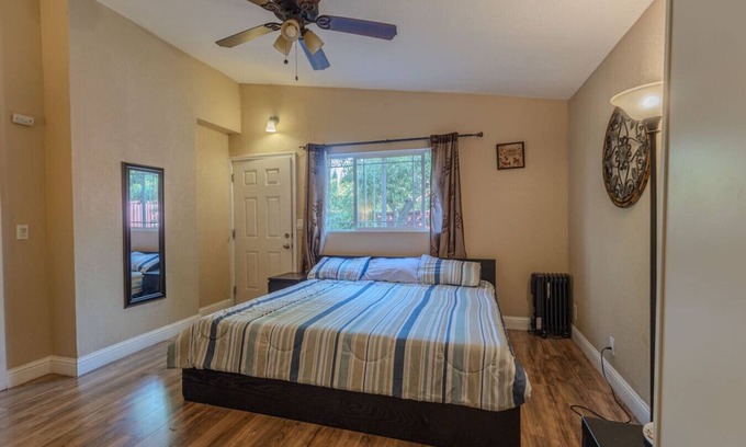 South San Jose Casa | Master bedroom, King bed ,private entry ,ensuite bath + kitchen access