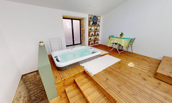 Poussan Villa | Casa señorial en Poussan - 6 pers, spa y encanto antiguo