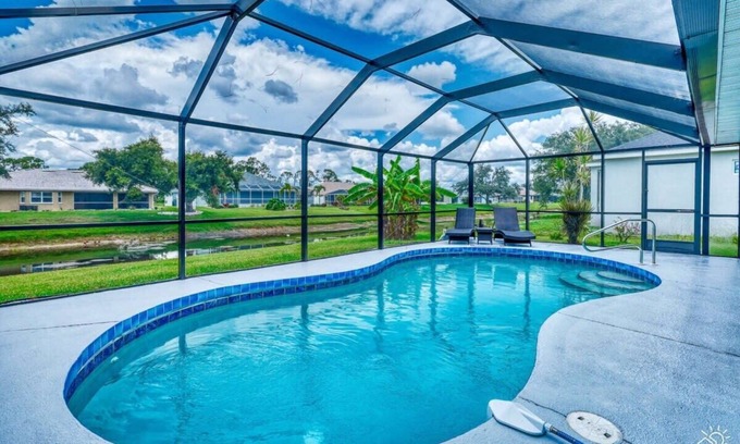 Long Meadow Casa | Master Suite, SALT Pool, Golf, Near Sandy Beaches
