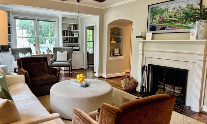 Forest Hills Casa | MASTERS - Designer's Home in Forest Hills, 7 Minutes to Front Gates