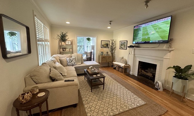 Forest Hills Casa | MASTERS home just 2.5 mi to Augusta National! 7 min walk to Forest Hills Course