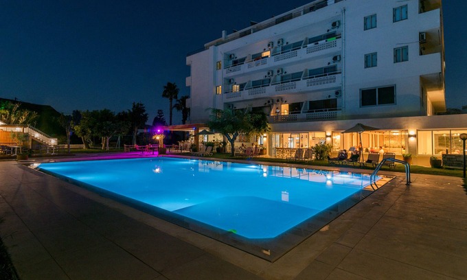 Matala Hotel | Matala Bay Hotel