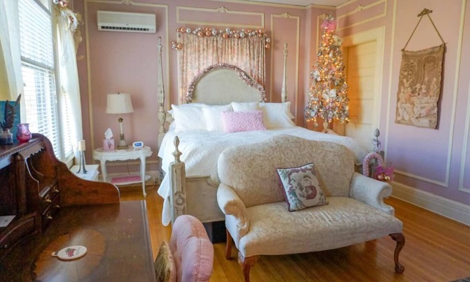 Toms River Cama Y Desayuno | Mathis House Bed & Breakfast and Victorian Tea Room at the Jersey Shore