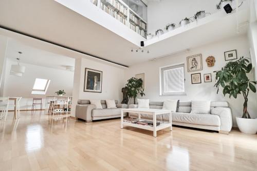 Siska District Apartamento | Matic Spacious Modern Apartment