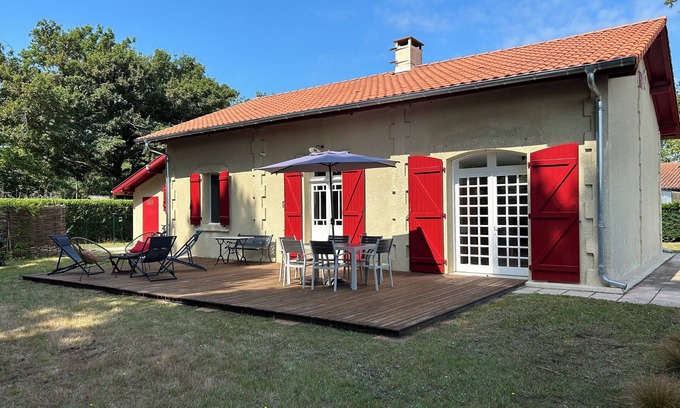Leon Casa | MATOUNE pleasant, 4/6 person house near Lake Leon