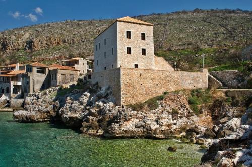 Limeni Hotel | Mavromichalai