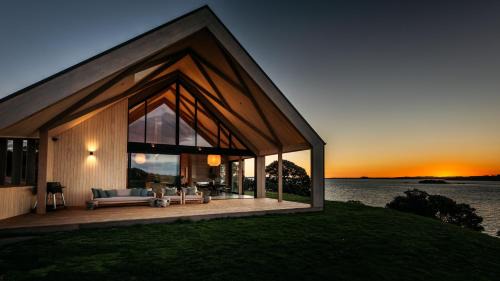 Oneroa Casa | Mawhiti - Stay Waiheke