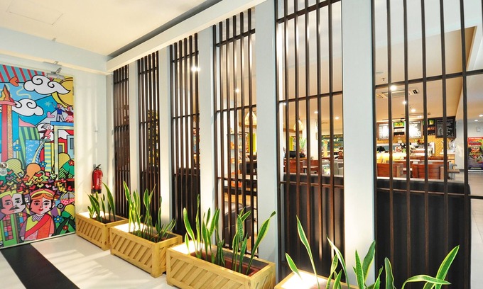 Menteng Hotel | MaxOneHotels.com at Kramat