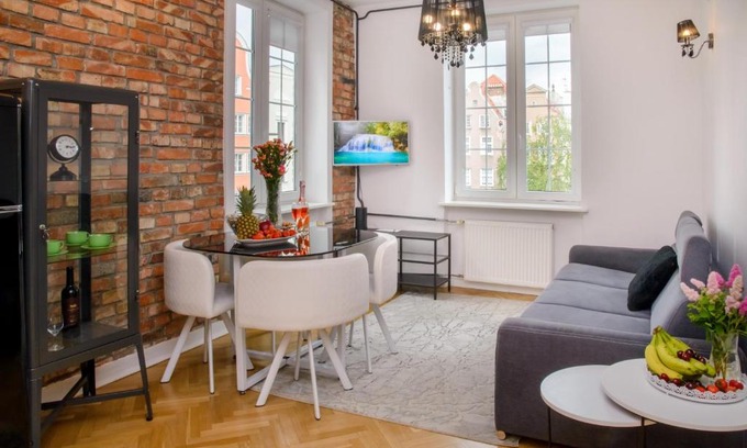 Old Town Apartamento | Maya's Flats & Resorts 63 - 3 rooms apartment on Chlebnicka Street Old Town Gdansk