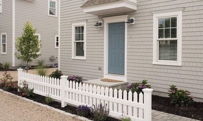 Dennis Casa | Mayflower Beach Villas - BAYVIEW