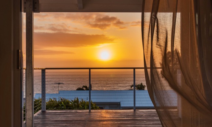 Hallett Cove Casa | Mayflower Stunning Seaview House