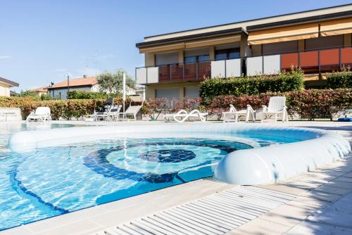San Benedetto di Lugana Apartamento | Mazzarona Family Apartment - Luminoso appartamento con piscina al secondo piano