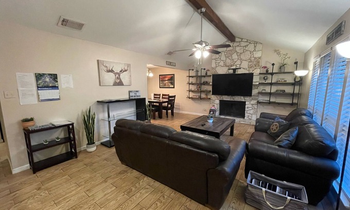 North San Antonio - SAT Casa | McAllister Park Family Ranch House