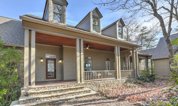 Big Canoe Casa | McElroy Manor - Luxury and comfort in Big Canoe!