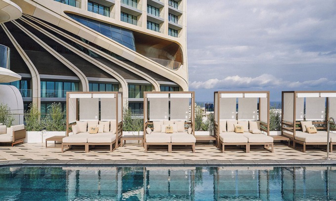 Paceville Hotel | ME Malta by Meliá