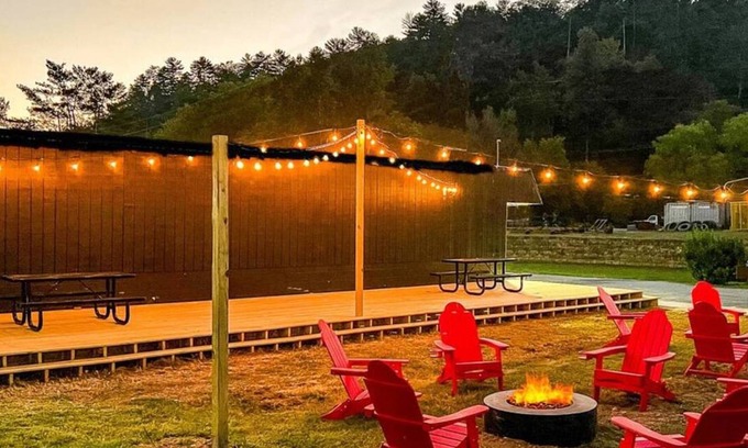 Townsend Apartamento | Meadow Room at The Trailblazer Unit 3