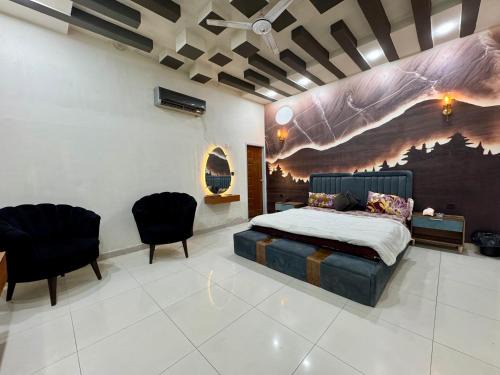 Gulshan-e-Iqbal Casa | Meadow Suites