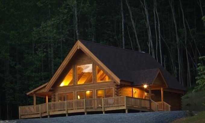 Lexington Cabina | Meadow View Chalet, un nuevo registro de lujo casa cerca de Lexington VA.