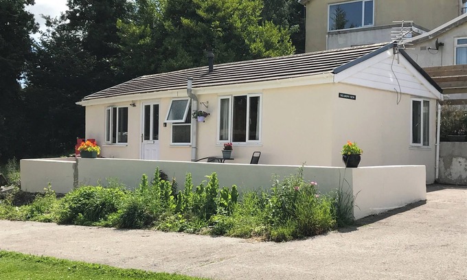 Kilgetty Chalet De Esquí | Meadow View Lodge in the heart of Pembrokeshire
