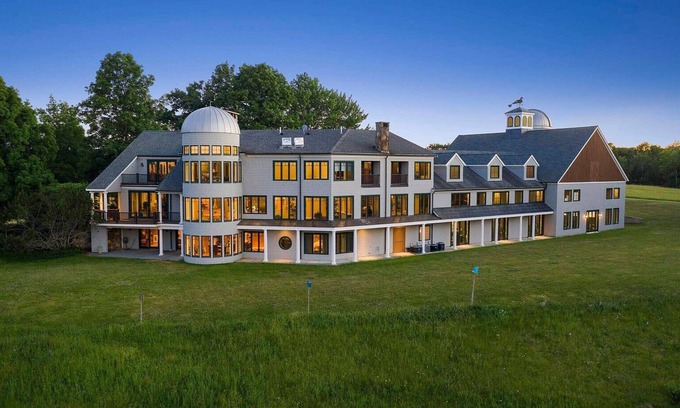 Barrington Casa | Meadow View Manor | 17,000sqft w/ Olympic Pool
