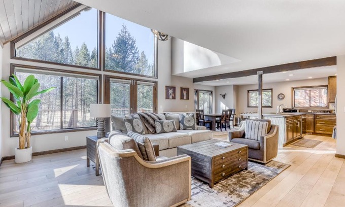 Truckee Casa | Meadowview